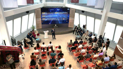 В Минцифры обсудили внедрение ИИ-решений в экономику Казахстана