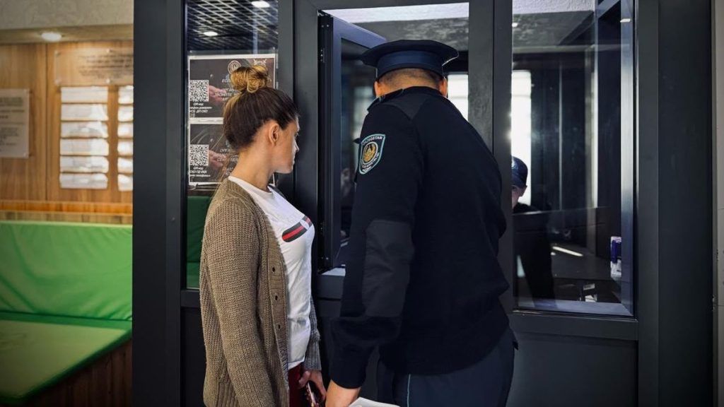 «Я их лично не знала»: блогерша из Петропавловска станцевала в день траура и получила 10 суток ареста